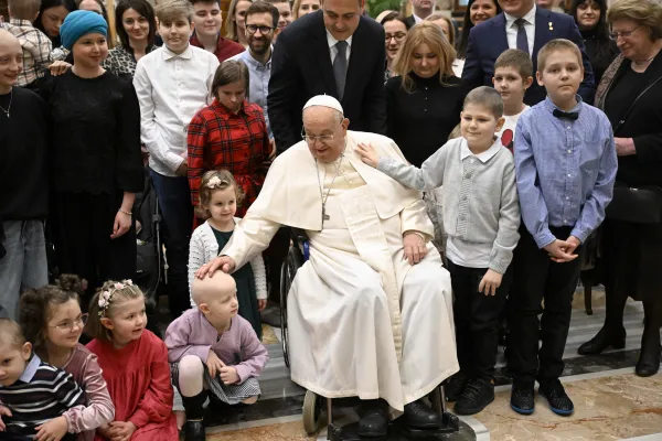 Pope Francis Tells Pediatric Cancer Patients They Are "witnesses of hope"
