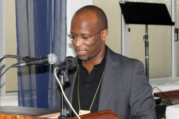 Training of Catholic Priests in Cape Verdean Diocese to Examine Vatican II Documents