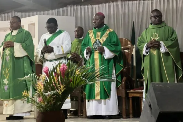 Nigeria’s Leaders “must move away from hoarding public resources for personal gain”: Catholic Archbishop