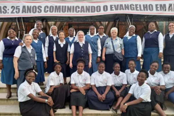 Silver Jubilee: Pauline Sisters in Angola Lauded for Evangelizing with “tools of our time”