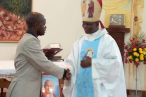 Mr. Victor Sande, Kenyan Catholic NFP trainer with Archbishop Maurice Muhatia Makumba of Kisumu Archdiocese. Credit: Victor Sande