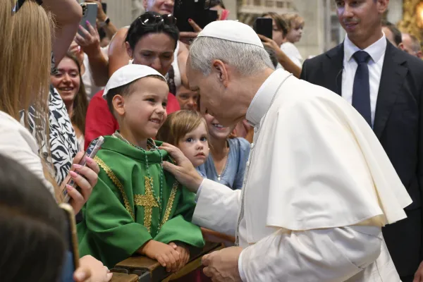 Pope Leo XIV Invites Church to Pray and Fast for Peace on Queenship of Mary Feast Day