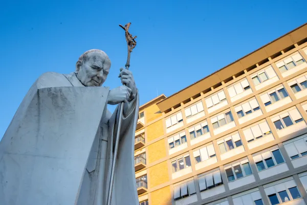 Pope Francis' Condition "remains complex" on Ash Wednesday after Resting "well overnight": Vatican Updates