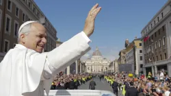 From the popemobile, Pope Leo XIV greets thousands of people lined up along Via della Conciliazione on the morning of his inaugural Mass, Sunday, May 18, 2025. / Credit: Vatican Media
