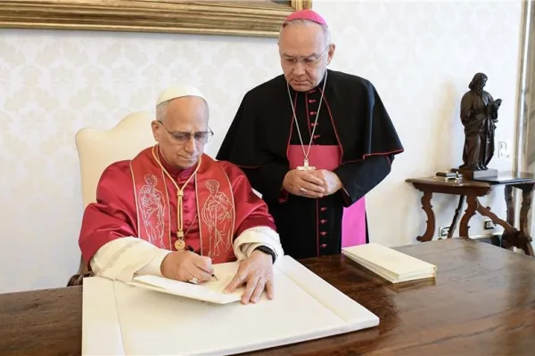 Pope Leo XIV Signs First Apostolic Exhortation, "Dilexi te"