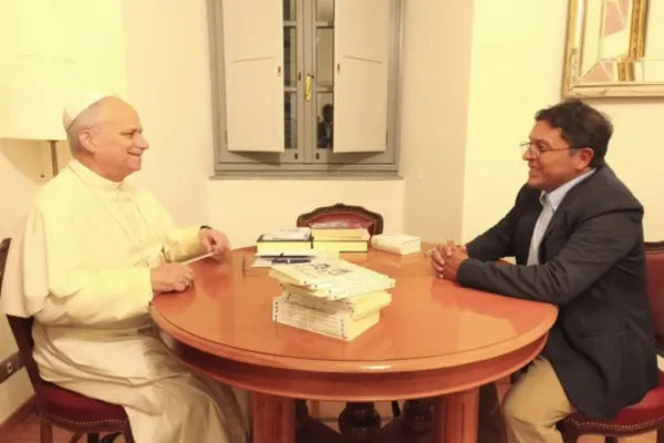 New Book Recounts Anecdotes from Pope Leo XIV’s Life, Including the Day He was Reported Dead