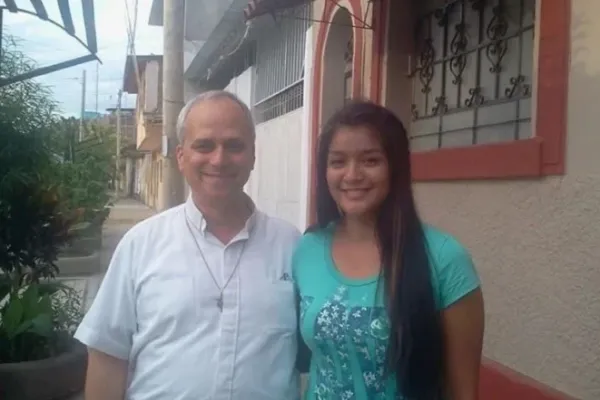 “Godfather, we love you! Long live the pope!”: Pope Leo XIV’s Peruvian Goddaughter Shares Testimony