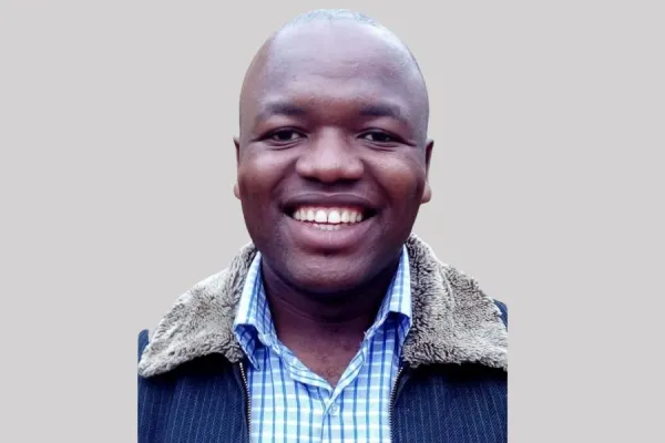 Catholic Priest Shot, Nursing “a serious fracture” in Attack on Parish in Cameroon