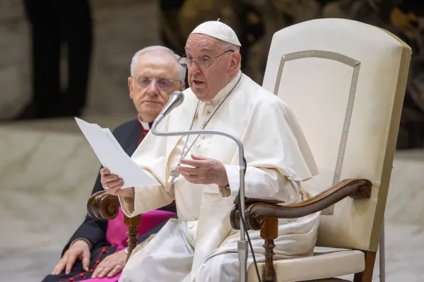 Living the Fruits of the Holy Spirit Helps us Spread Holiness: Pope Francis at General Audience