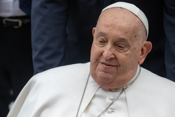 Pope Francis’ Doctors Reduce His Use of Mechanical Ventilation: Vatican Tuesday Updates