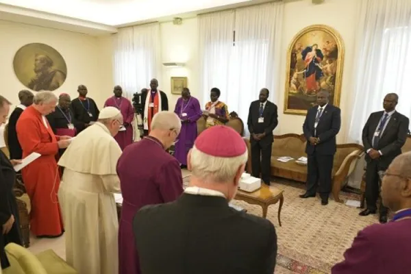 Pope Francis meets with leaders of South Sudan on a spiritual retreat in the Vatican in April 2019. Credit: Vatican Media