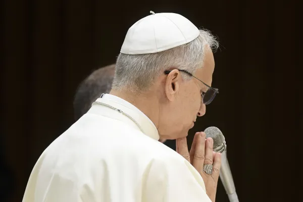 Pope Leo Prays for Victims of "terrible tragedy" in Minneapolis Catholic School Shooting