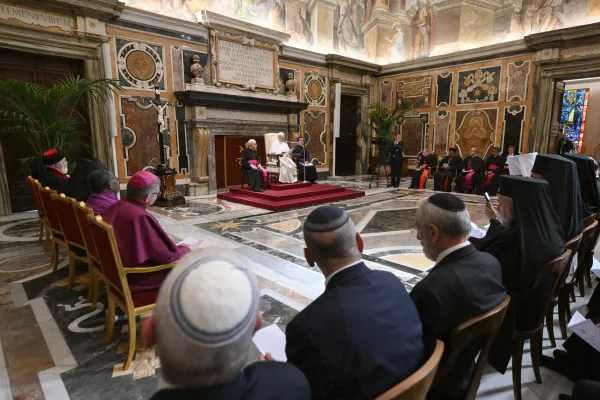 Pope Leo XIV Meets with Faith Leaders, Expresses Desire for Synodality, “ecumenical journey and interreligious dialogue”