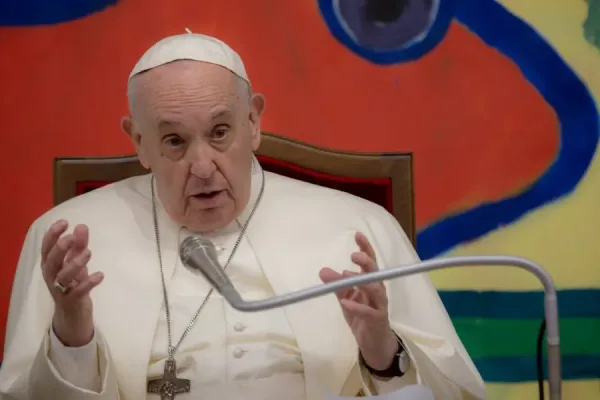 Pope Francis’ December Prayer Intention: Catechists to Witness Word of God "with courage"