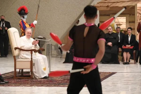 Society Loses When "dogs and cats take the place of children": Pope Francis