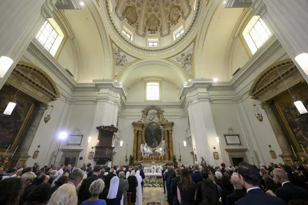 At Assumption Mass, Pope Leo XIV Urges Catholics to Say "yes" to God
