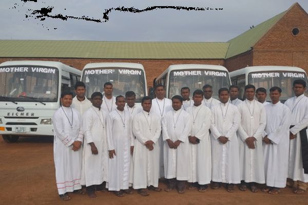 Bus Service Provided by Missionaries of Mary Immaculate (MMI) to commuters in South Susan / ACI Africa