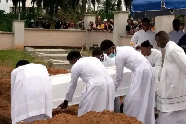 Late Ambrose Sule laid to rest 21 April 2022 in Owerri Archdiocese. Credit: Br. Ferdinand Mary Nguaan