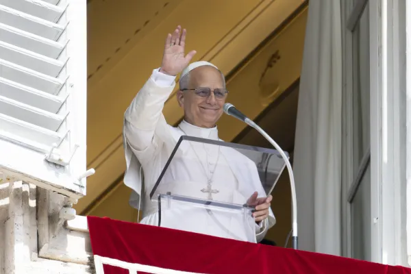 "I give thanks to the Lord and to my parents": Pope Leo XIV Marks 70th Birthday at Sunday Angelus