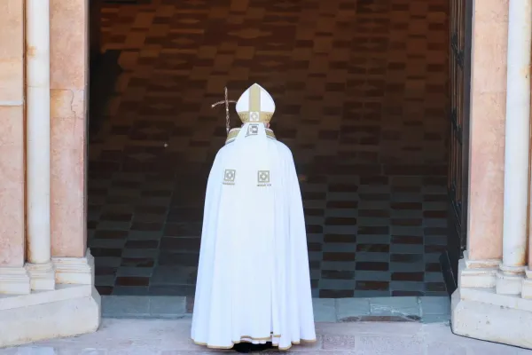 Pope Francis Becomes First Pope in More Than 700 Years to Open the Holy Door in L’Aquila
