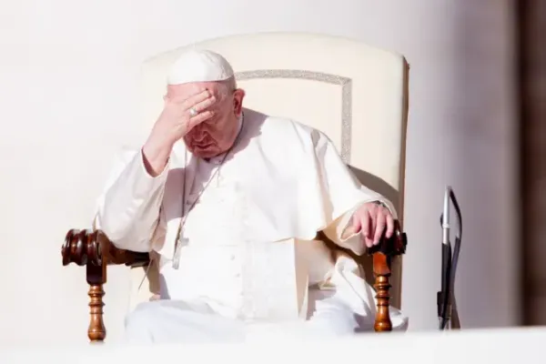 Pope Francis prays on St. Peter's Square, Oct. 5, 2022 | Daniel Ibáñez / CNA
