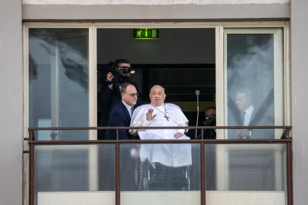 Pope Francis Discharged from Hospital, Returns to Vatican after Making First Public Appearance in Weeks